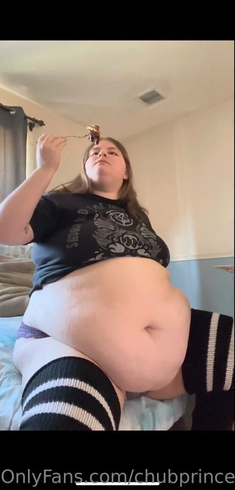 chubprincessx pornstar adult image