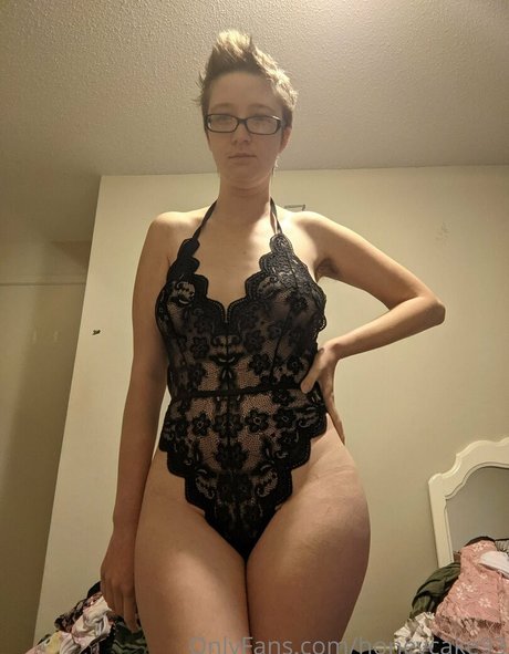 honeycake93 model exclusive galleries