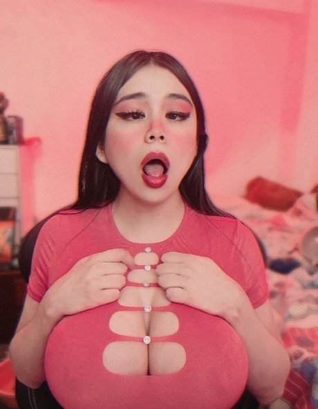 Arlene Negative naked model pics