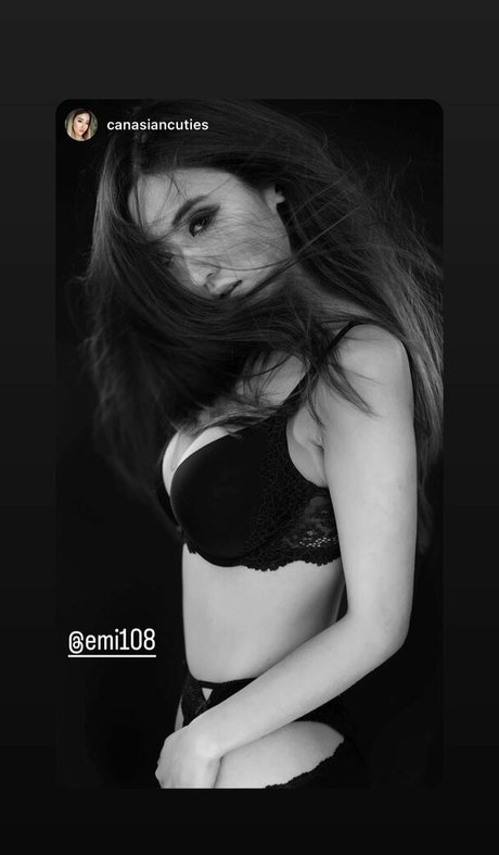 Emily108 model exclusive pictures