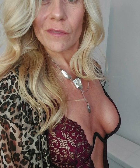 Kitty Funk nude actress pictures