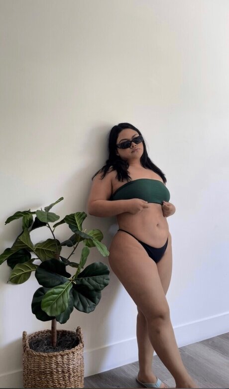 big tits and ass onlyfans adult picture