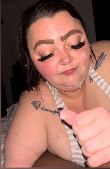 TT BABYY pornstar nude pic