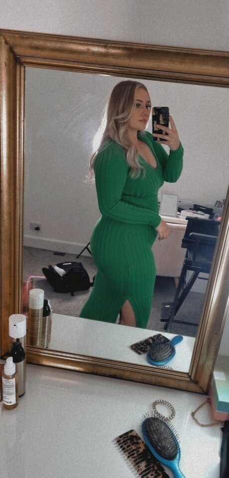 shemale fucks girl onlyfans free naked image