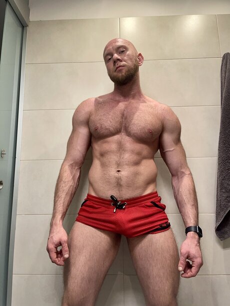Max Torobull erotic model image