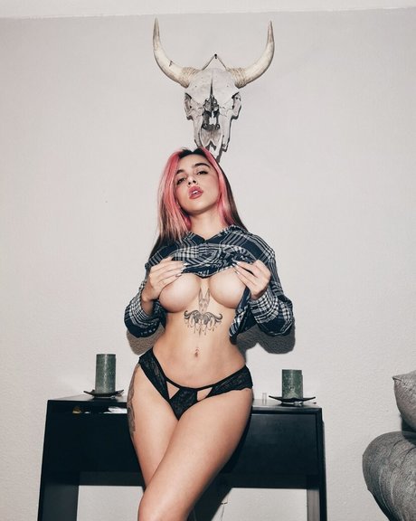 Dulce Soltero pornstar naked photo