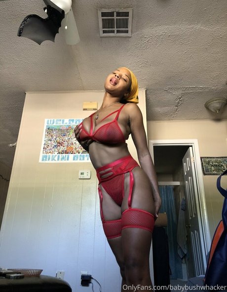 Bush Baby nice pornstar pic