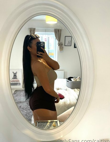 caitjxo pretty model pics