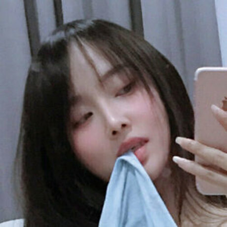short hair teen onlyfans hot sexy picture