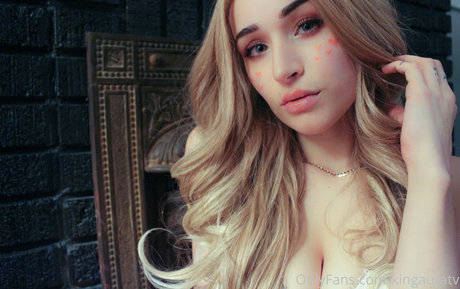 KingAuraTV pornstar art pic