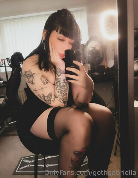 gothgabriella nudes model pic