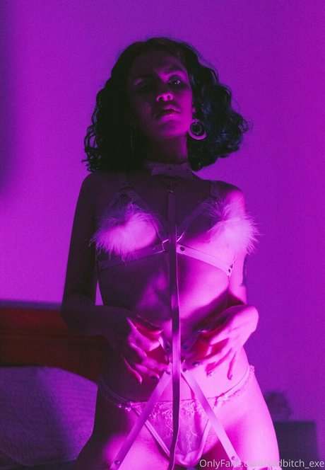 sadbitch exe adult star photo