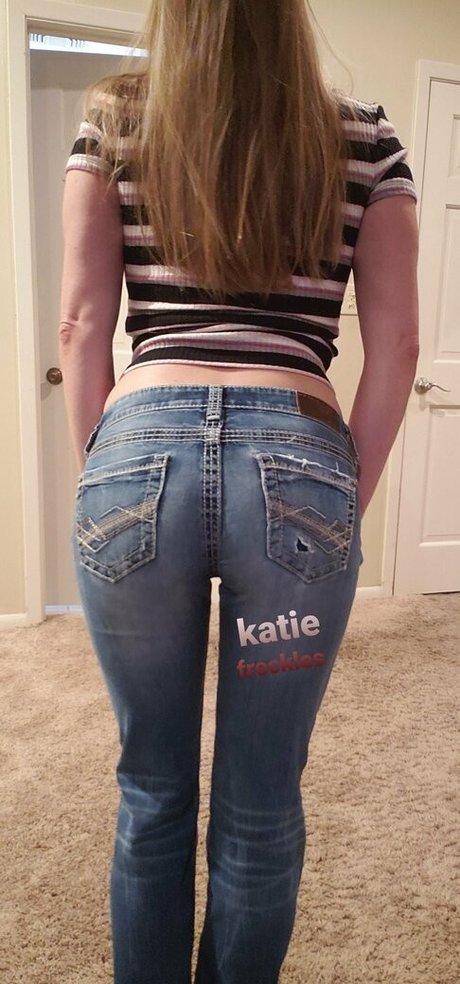 katiefreckles1 hot model pictures