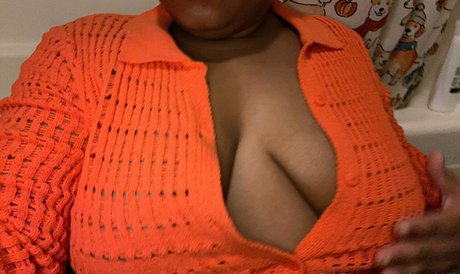 burberrybitch pretty model image