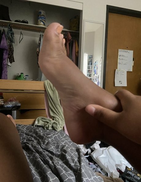 burberrybitch star nude picture