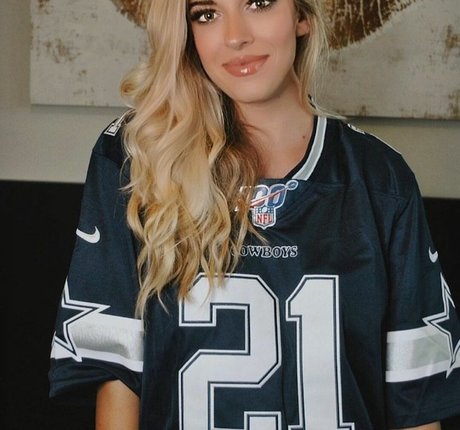 Taylor Mathis pornstar adult pics