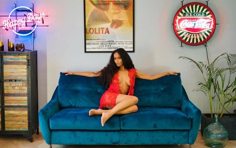 Adjouai sexy actress galleries