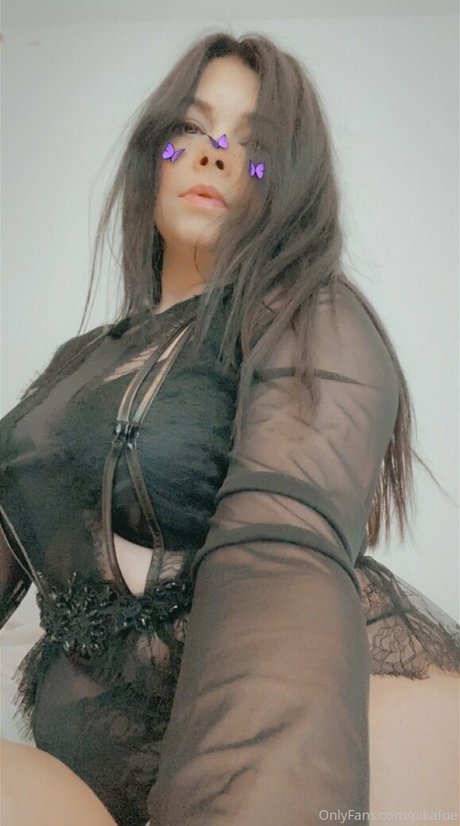 Pikafue naked actress photo