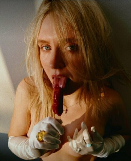 marry strawberry pornstar hd gallery