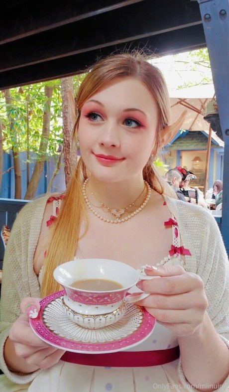 Miinuinu porn star img