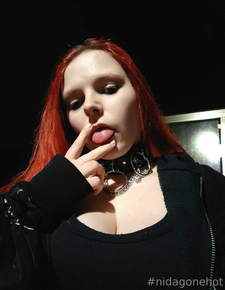 blonde midget onlyfans hot images