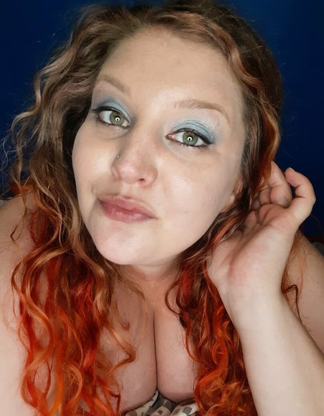 gorgeousgreeneyes pornographic model pictures
