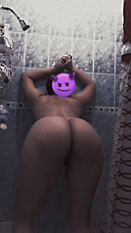 KuroNekoYouWife model top images
