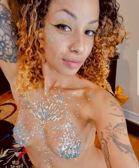 Honey Love pornographic star photo
