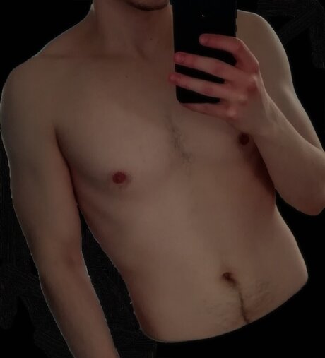 genapsig porn model image