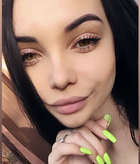 MYROSLAVA CHERKASHYNA hot model photo