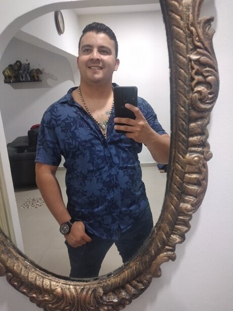 camilo triana adult model galleries