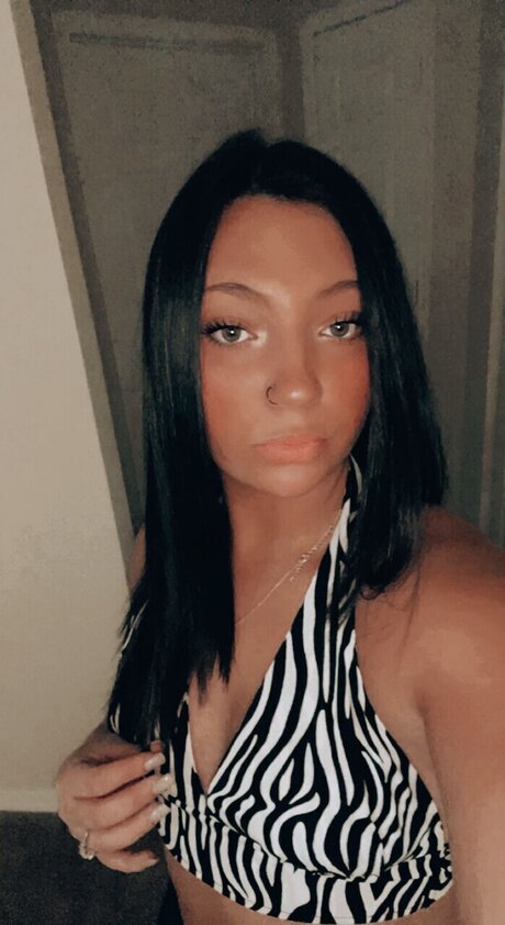 kaley nudes model images