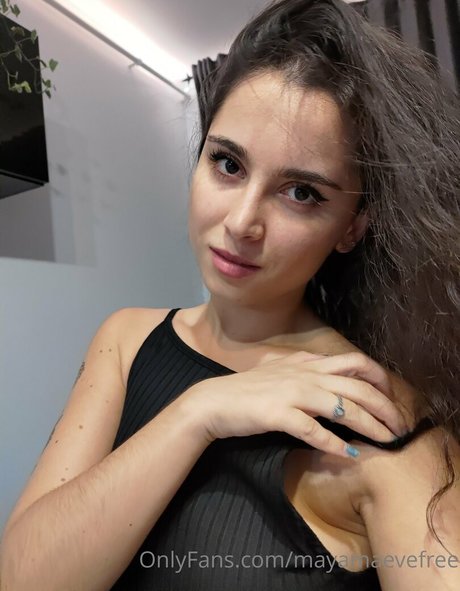 mayamaevefree star adult photos