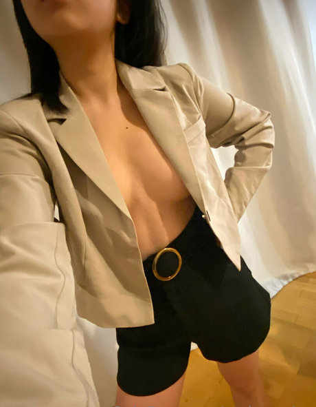 petitemulan pornographic model gallery