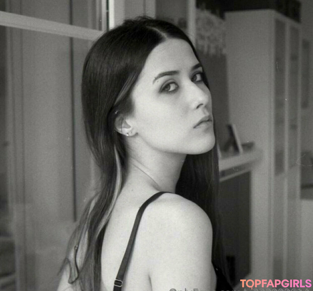 petite slut onlyfans beautiful xxx archive