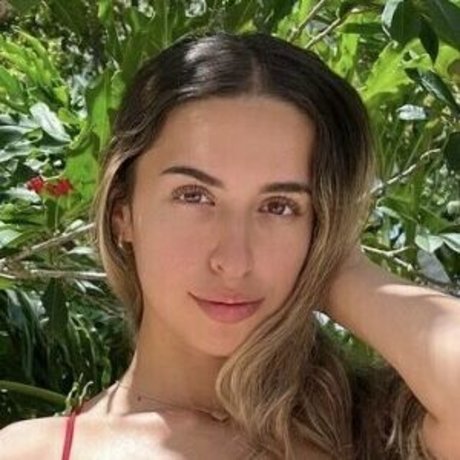 Jasmin Glover model high quality img