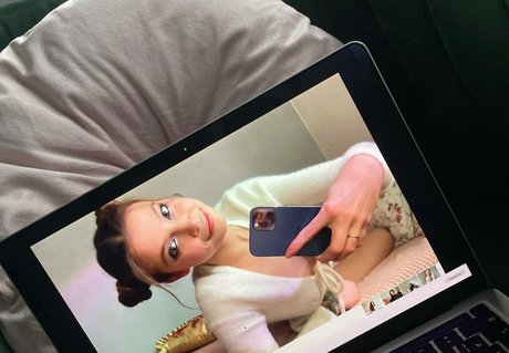 redhead teen onlyfans hot pics