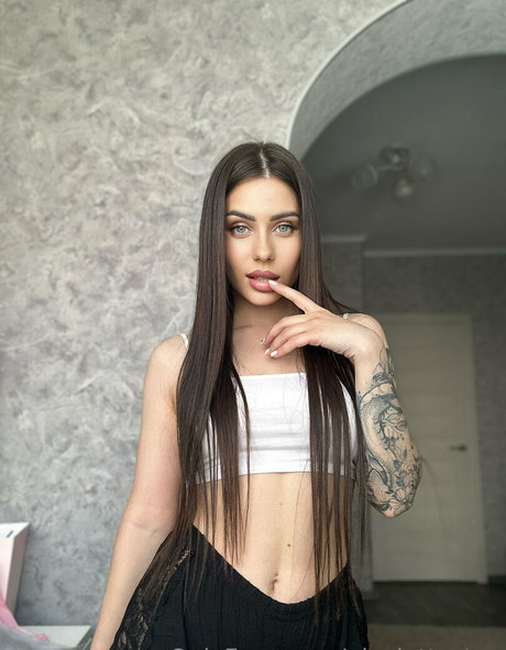 Nicoletta top sex star photo