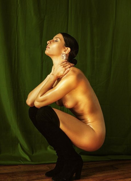 Aurelie Lacombe model erotic galleries