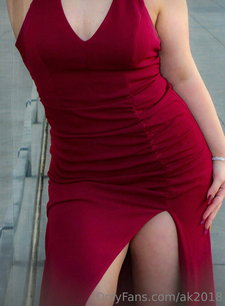 ak2018 perfect model photo