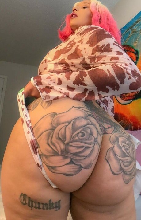 Chunkytatted pretty model images