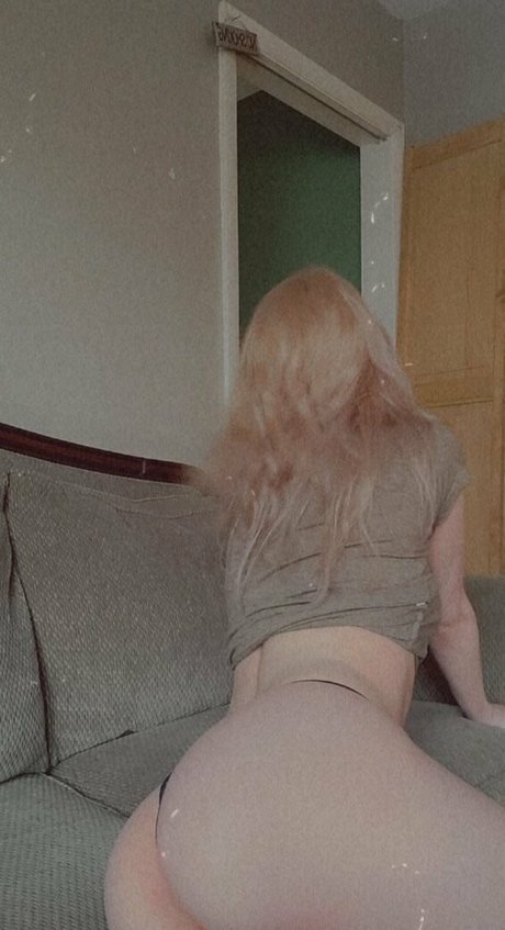 savingmyinsanity adult model pictures