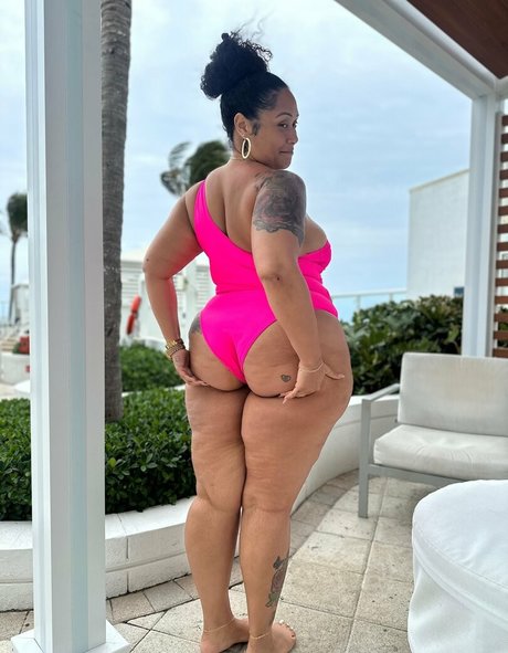 thickfancy pornstar beautiful img