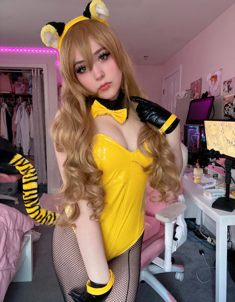 Meikasama model top img