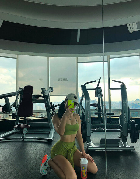 Xiaolajiao j3 star nudes photos