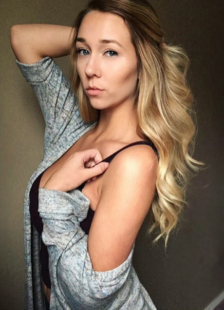 Kelsey Baile pornstar sex gallery