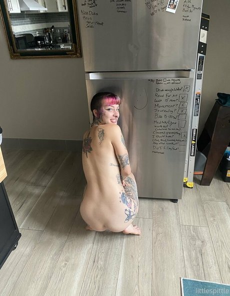 Little Spittle star exclusive gallery