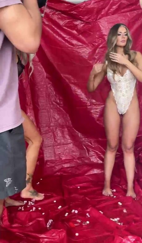 Molliipop star sexy pics