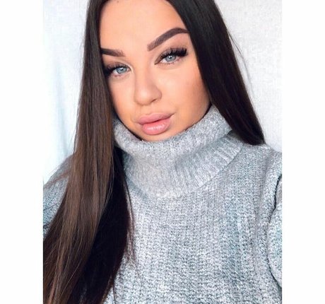 Skorka Kitti sex model pictures