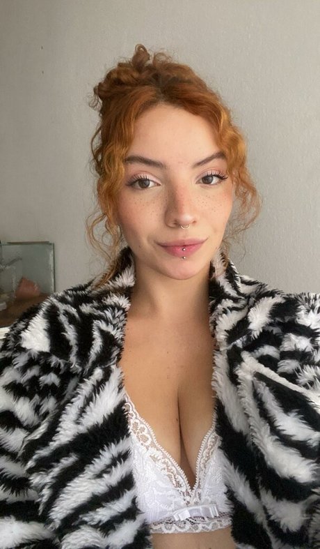 Chloe Parker pornstar sexy pics
